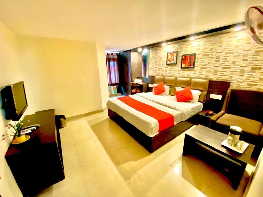 Fabhotel Nanda Ludhiana Exterior photo