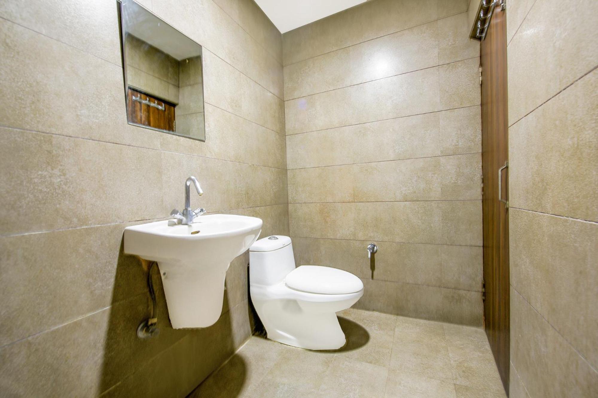 Fabhotel Nanda Ludhiana Exterior photo