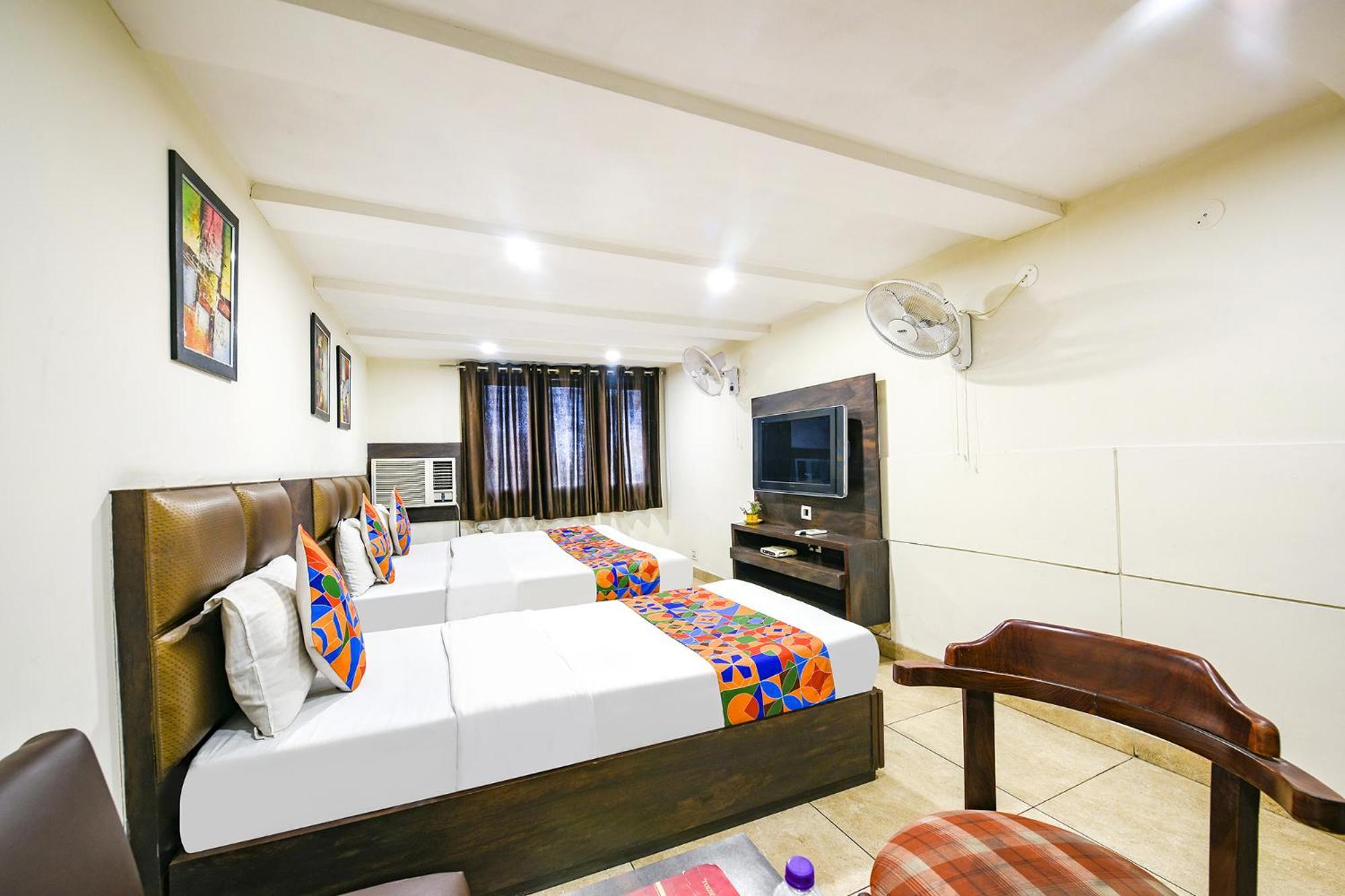 Fabhotel Nanda Ludhiana Exterior photo