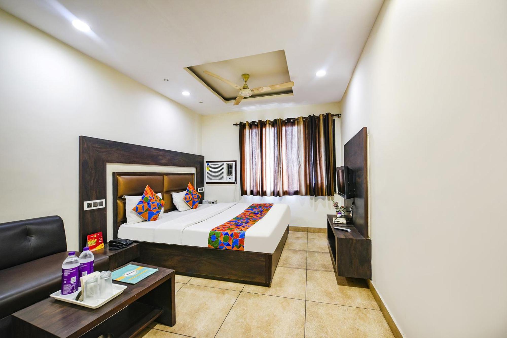 Fabhotel Nanda Ludhiana Exterior photo