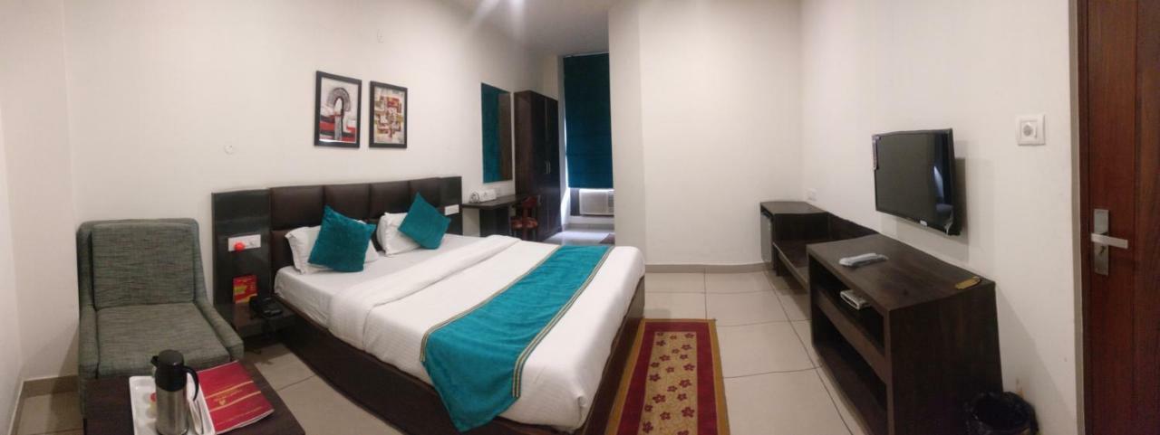 Fabhotel Nanda Ludhiana Exterior photo